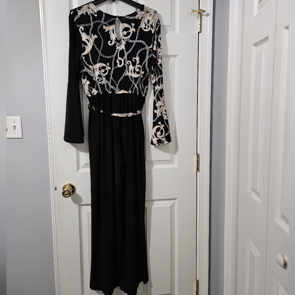 NWOT: Women's Stretchy Pull-On Jumpsuit - Medium - Picture 6 of 6